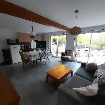 Appartement Sur Jardin Au Calme A Pernes 1 Chambre Екстер'єр фото